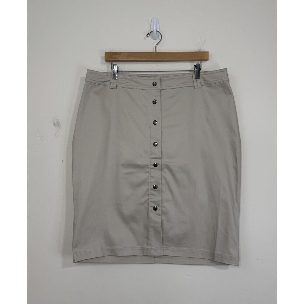 NWT CJ Banks Button Down Pencil Skirt Size 14W Beige Stretch Pockets